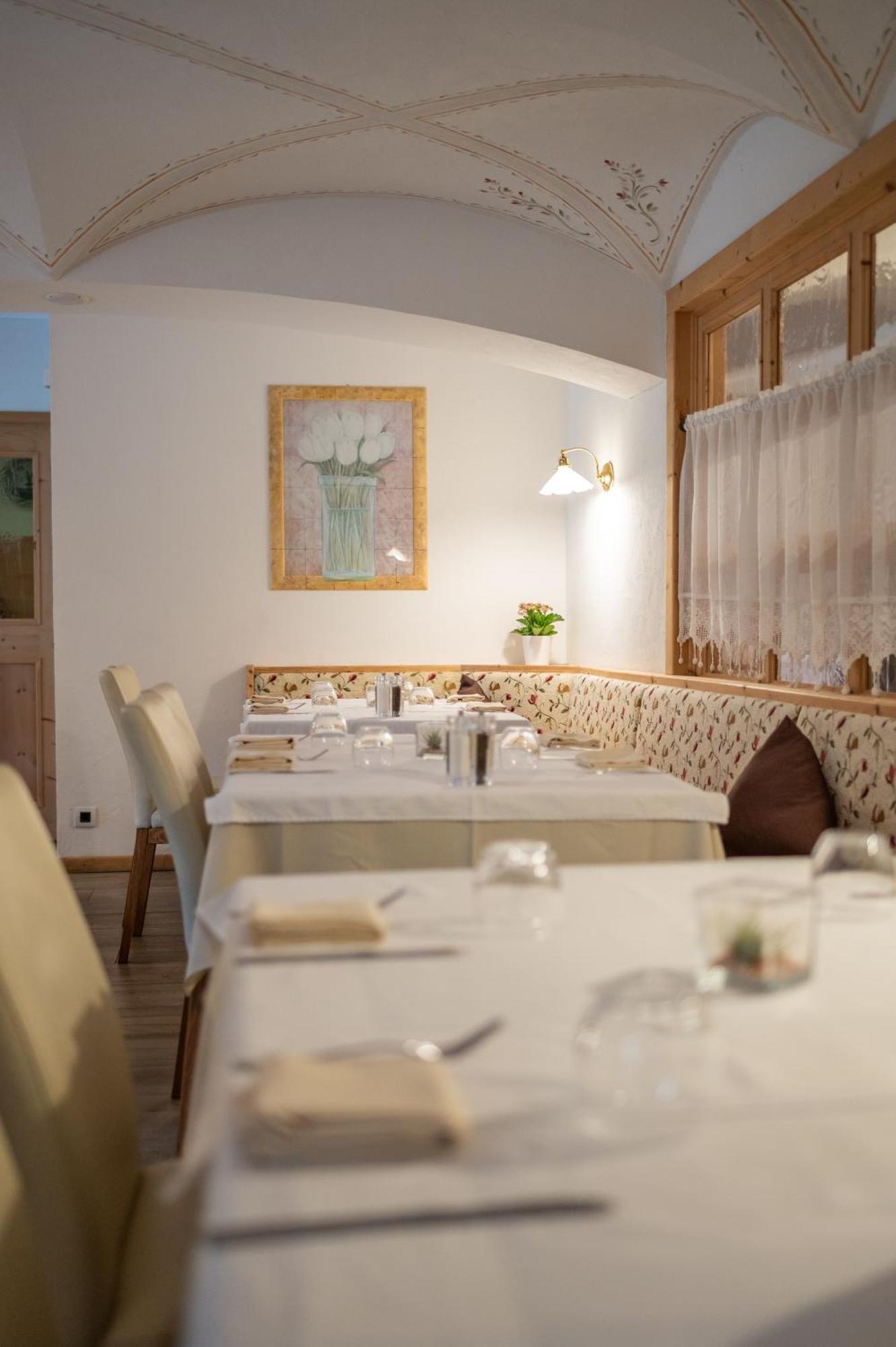 Hotel Lago Della Creta San Vigilio Di Marebbe Ngoại thất bức ảnh